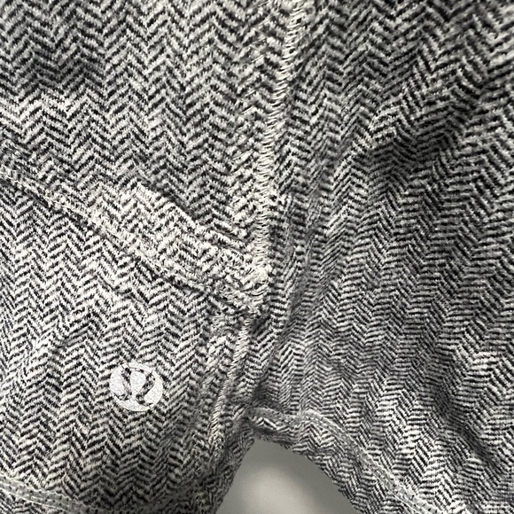 Lululemon define jacket - Picture 3 of 4